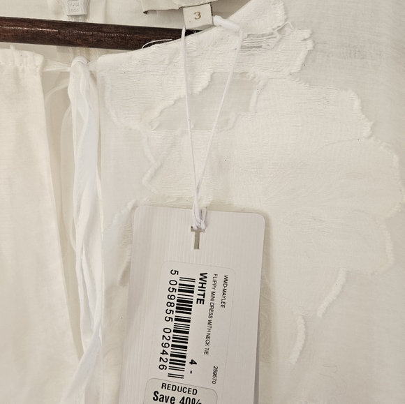 Ted Baker Maylee Flower Appliqué Dress size large - Picture 10 of 10